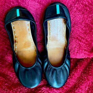 Black Tieks Flats 8